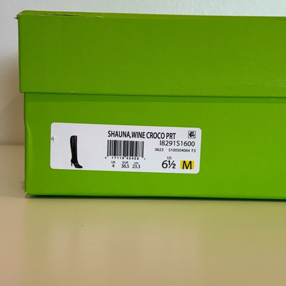 Sam Edelman - Wide Calf Red Croc-Embossed Knee-High Boots - Picture 6 of 7